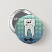 スマイルのクールな歯科衛生士ピン 缶バッジ (正面&裏面)