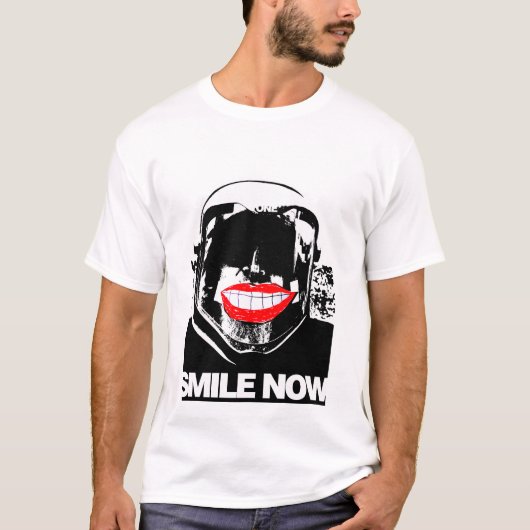 スマイルの今は澄んな空 Tシャツ (正面)