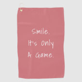 スマイルはゲームのみ、パーソナライズされたダークサンゴ ゴルフタオル (正面)