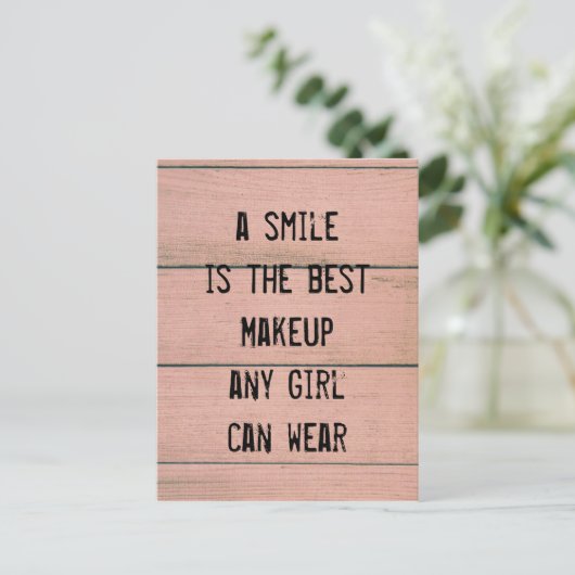 スマイルはメイク最高のアップ任意の女の子が衣服できる。 ポストカード (スタンド正面)