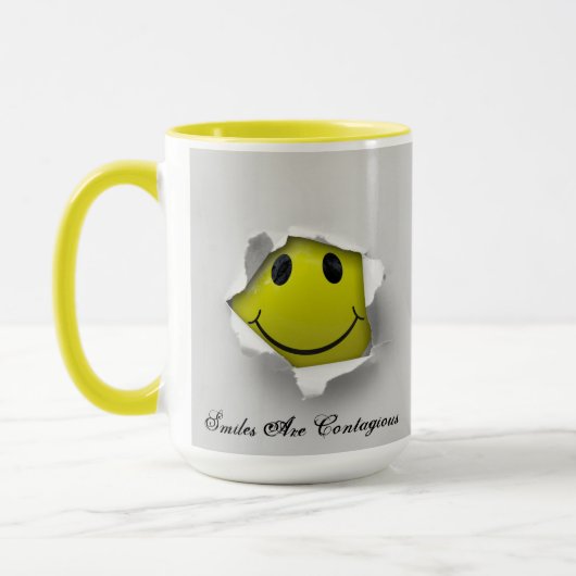 スマイルは伝染性のコーヒーマグである マグカップ (左)