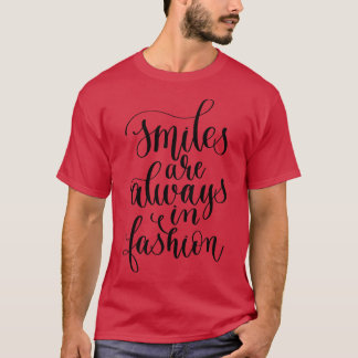 スマイルは常にファッション Tシャツ