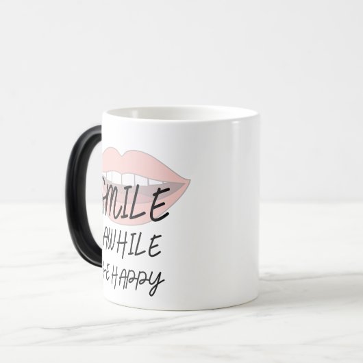 スマイルは幸せになれ、前向き引用文 モーフィングマグカップ (正面左)