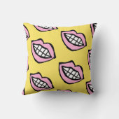 スマイルは漫画の唇に関係なく クッション (裏面)