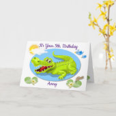 スマイルクロコダイルの子供の誕生日カード カード (黄色い花)