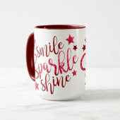 スマイルスパークルシャインバーガンディ マグカップ (正面左)