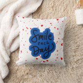 スマイルタイポグラフィ クッション (ブランケット)