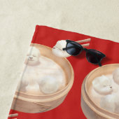 スマイルドッグ – シャオロンバオデライト ビーチタオル (インサイチュ)