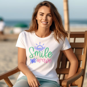 スマイル前向きとウェーブビーブウィメンズTシャツ Tシャツ