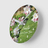 スマイル神が花を愛感動的す ラウンド壁時計 (傾斜)