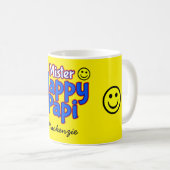 スマイル絵文字と名前が黄色のMr Happy Papi コーヒーマグカップ (正面右)