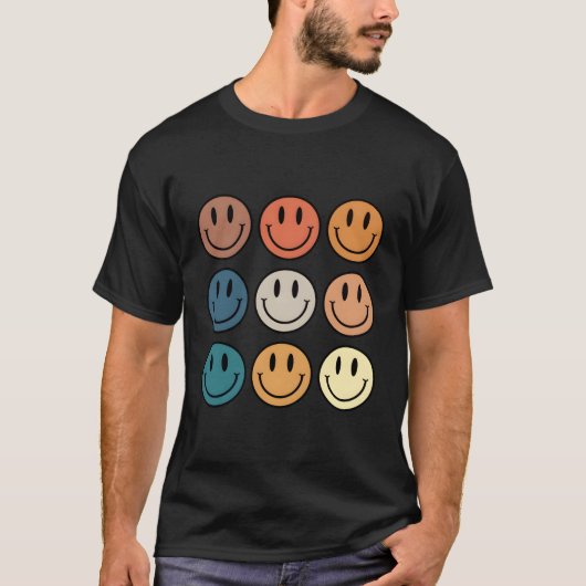 スマイル顔70ズハッピーアイリング顔 Tシャツ (正面)