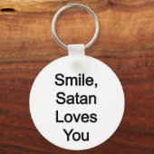 スマイル、サタンはあなたを愛している キーホルダー (裏面)