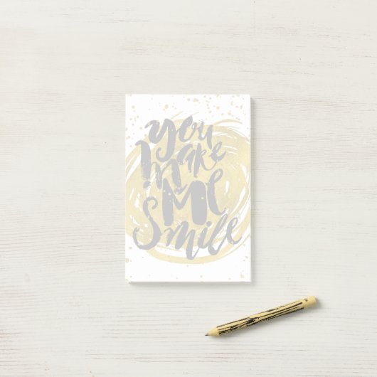 スマイル ポストイット (デスク上)