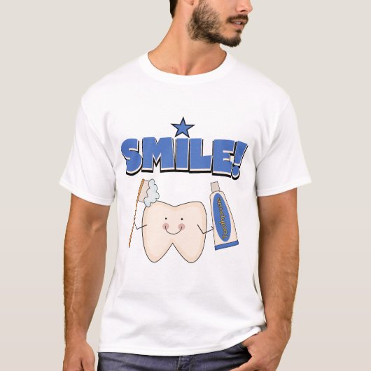 スマイル-歯のTシャツおよびギフト Tシャツ (正面)