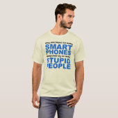 スマートフォン と 愚か者 楽しい Tシャツ (正面フル)