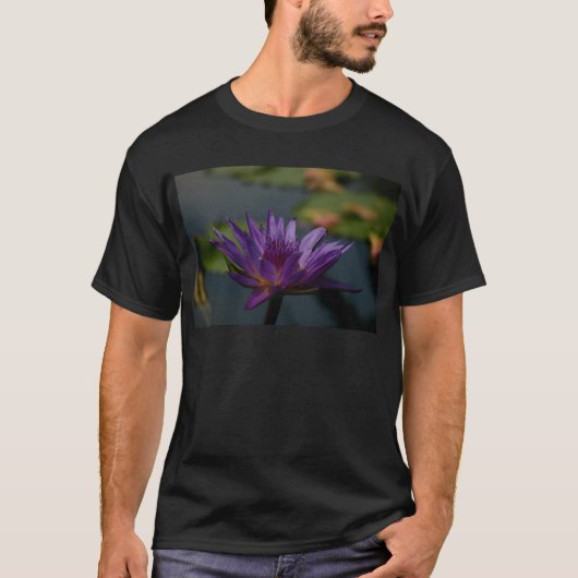 スミレ色のスイレン Tシャツ (正面)