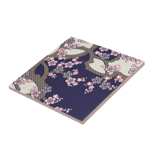 スモモの木によっては伝統的な日本の織物が開花します タイル (側面)