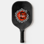 スモークモノグラムのブラックレイブン&バーンドオレンジムーン ピックルボールラケット (正面)