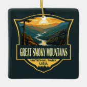 スモーク素晴らしマウンテンズナショナルパークイラストレーション セラミックオーナメント (正面)