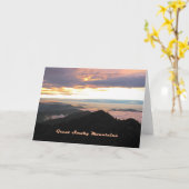 スモーク素晴らしマウンテンズパステルサンセット カード (黄色い花)