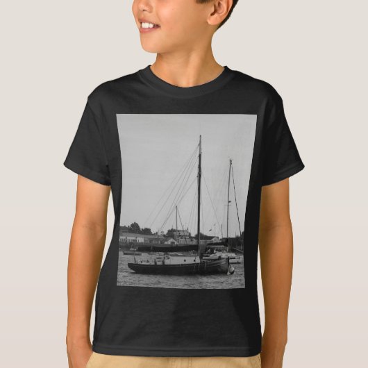 スモールクラシックヨット Tシャツ (正面)