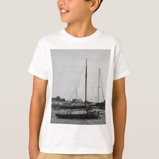 スモールクラシックヨット Tシャツ (正面)