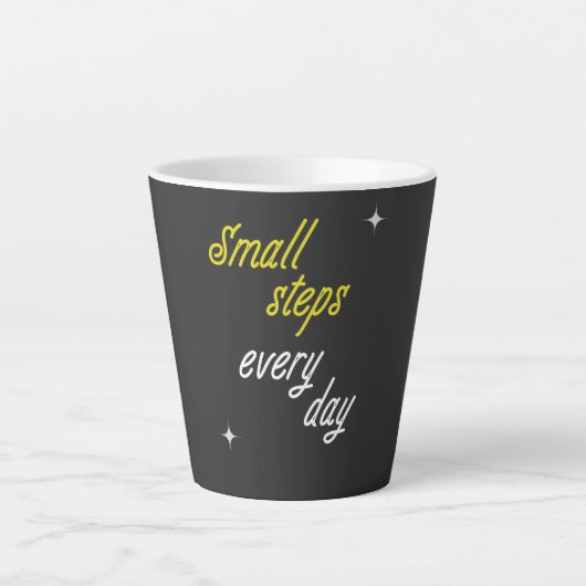 スモールステップTシャツ カフェラテマグ (正面)