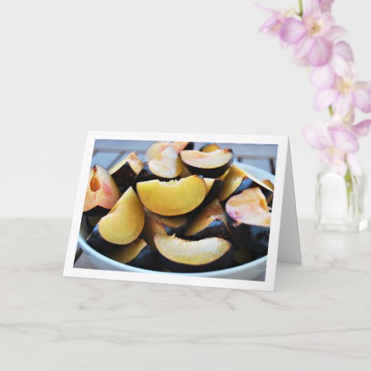 スライスされたプルムフルーツのボウル カード (蘭)