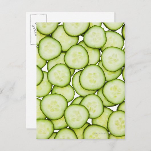 スライスしたキュウリのフルフレーム、白 ポストカード (正面/裏面)