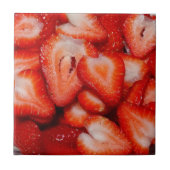 スライスした赤いイチゴのボウル写真 タイル (正面)