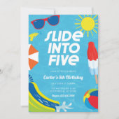 スライドして5に！ 5歳の誕生日プールパーティー招待状 招待状 (正面)