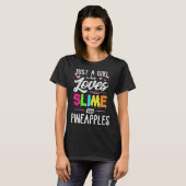 スライムとパイナップルが大好きな女の子 Tシャツ (正面フル)