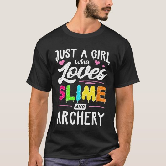 スライムやアーチェリーの女性を愛しているだけの女の子 Tシャツ (正面)