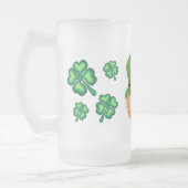 スラインテ!アイルランドのレプレシャンとシャムロック フロストグラスビールジョッキ (左)