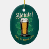 スラインテ！セントパトリックの日のビールのポイント・オン・グリーン セラミックオーナメント (正面)