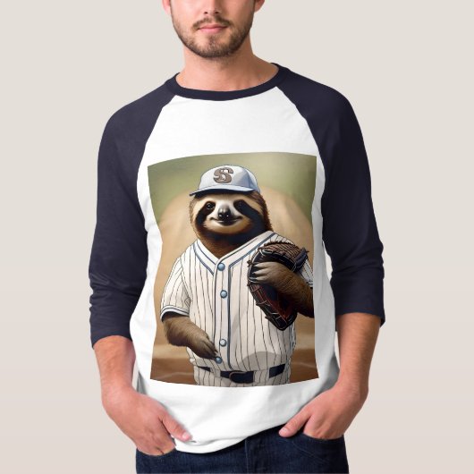 "スラッガースロース:プレートで遅く安定" Tシャツ (正面)
