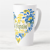 スラバウクレニグローリートゥウクライナビッグハート カフェラテマグ (右アングル)