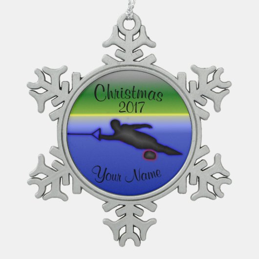 スラローム水スキークリスマスのオーナメント スノーフレークピューターオーナメント (正面)
