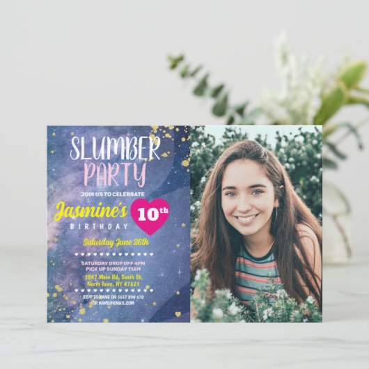 スランバーパーティー誕生日絞り染めおもしろい写真 招待状 (スタンド正面)