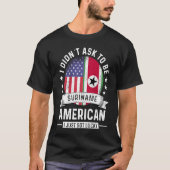 スリナムのアメリカの愛国者育成ユーモア国旗 Tシャツ (正面)