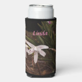 スリムセルツァークーラーボックスとホワイトピンクリリー スリム缶クーラー (Seltzer裏面)