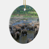 スリランカ川で水浴するゾウ セラミックオーナメント (右)