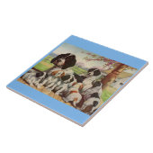 スリンガースパニエル犬ママと子犬 タイル (側面)