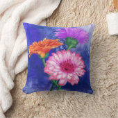 スリーカラーガーベラス装飾用クッション クッション (ブランケット)