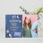 スリーパー・パーティー誕生日お泊まり会の女の子の青い写真 招待状 (スタンド正面)