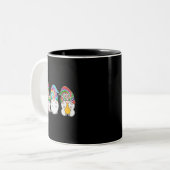 スリーヒッピー格言ティースピース格言おもしろいレトロH ツートーンマグカップ (正面左)