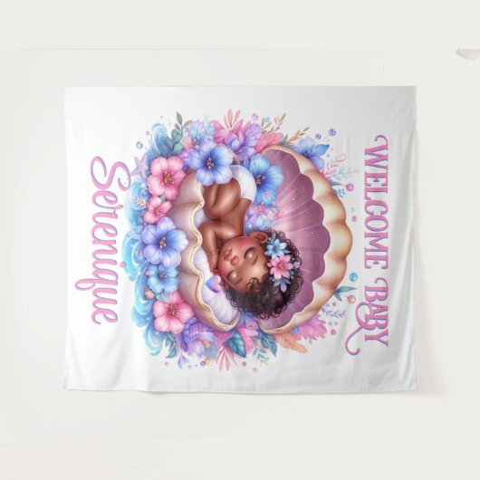 スリーピングベビーガールインシーシェルフローラパステル タペストリー (正面(横))