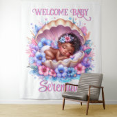 スリーピングベビーガールインシーシェルフローラパステル タペストリー (インサイチュ)