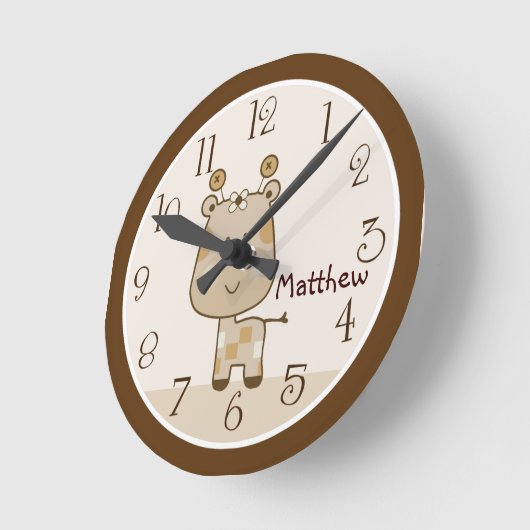 スリーピーパーソナライズされたサファリキリン子供部屋クロック ラウンド壁時計 (傾斜)